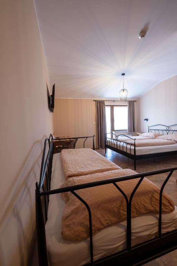 Farm Stay Malovscevo Vitovlje ภายนอก รูปภาพ